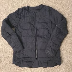 Lululemon jacket size 4